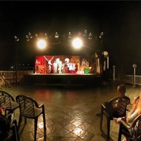 Hotel Mclub Cala Regina 4*