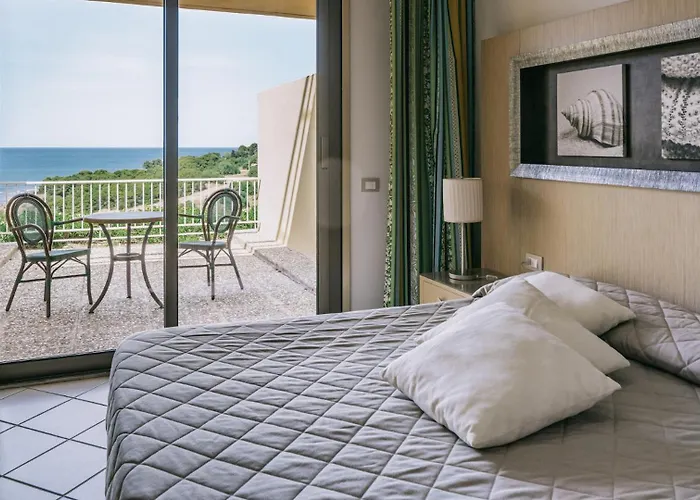 Hotel Mclub Cala Regina