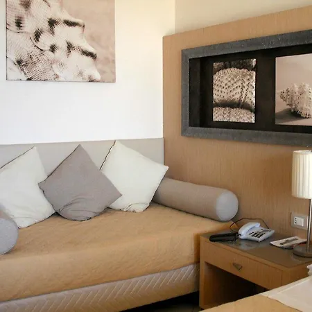 Mclub Cala Regina 4* שאקה